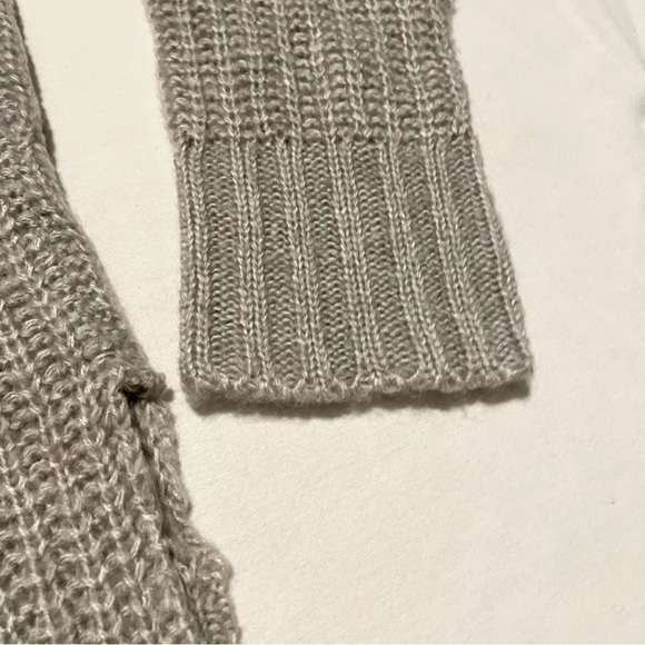 Ex-Girlfriend Womens Long Sleeve Sweater Cut Out Shoulders Size XL - Picture 12 of 16